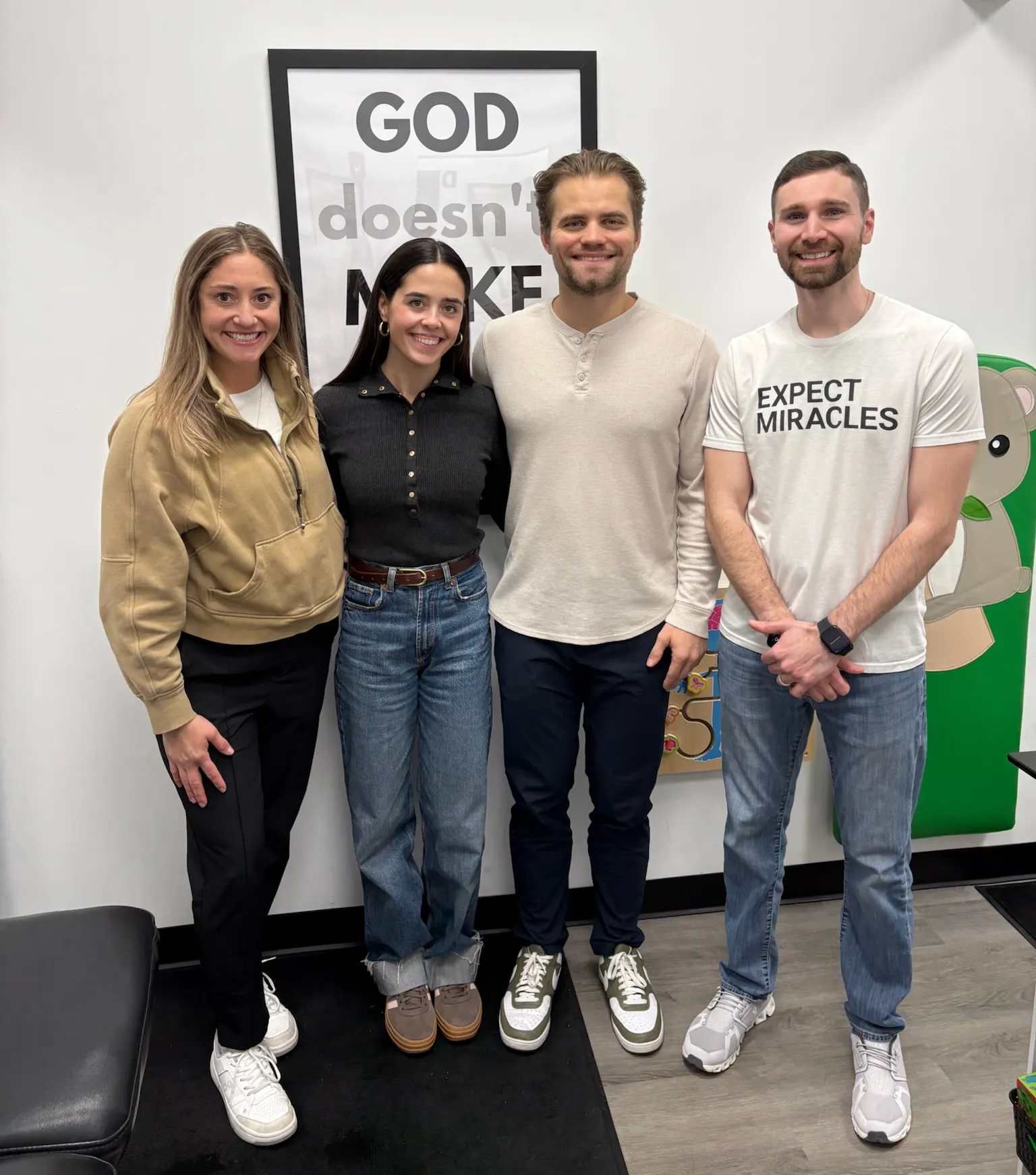 Chiropractor Park Ridge IL Ryan Maxwell With His Team